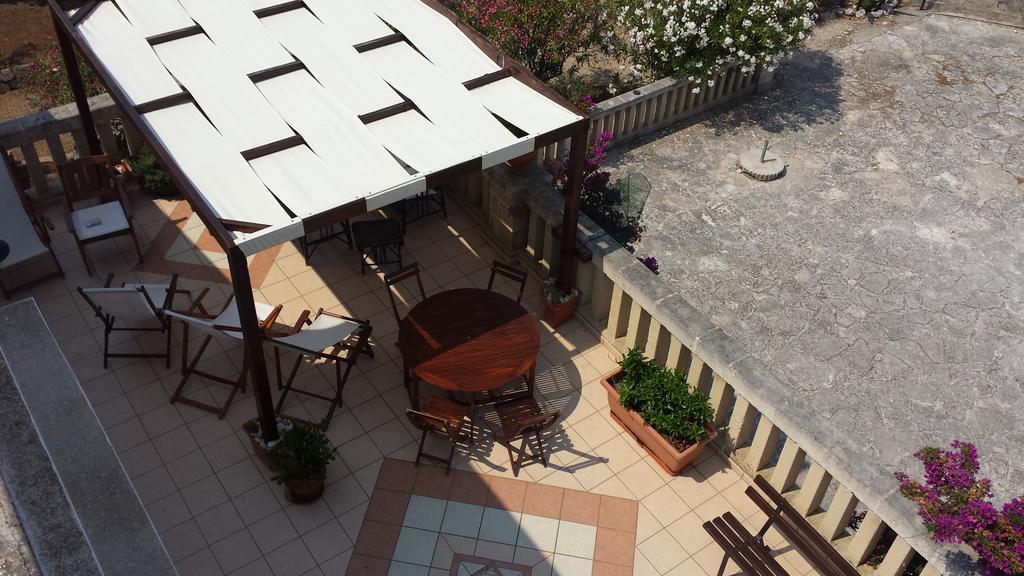 Villa Pedaci B&B 莱乌卡 外观 照片